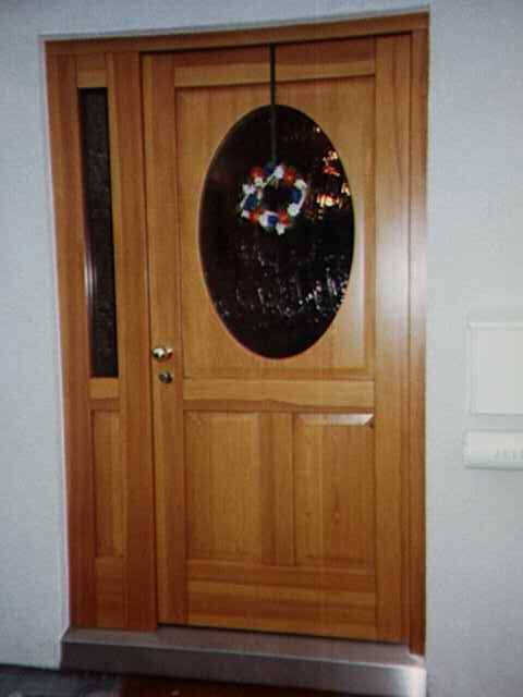 Haust&uuml;r in Kiefer