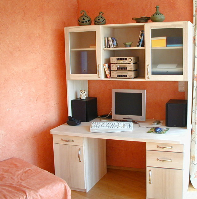 PC-Tisch in Esche weiss